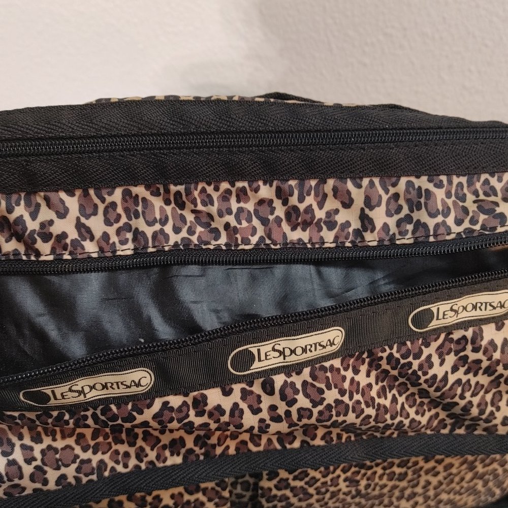 LARGE LESPORTSAC LEOPARD PRINT NYLON TOTE BAG - Picture 4 of 12